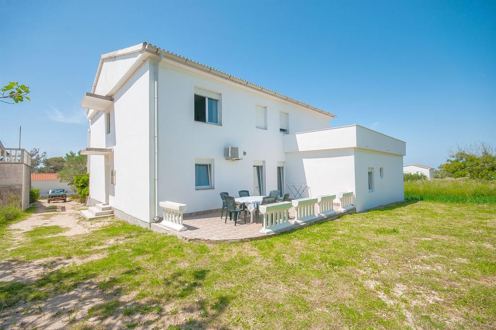 Dolores Appartement *